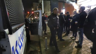 Протестиращи срещу зеления сертификат нахлуха в столичен мол