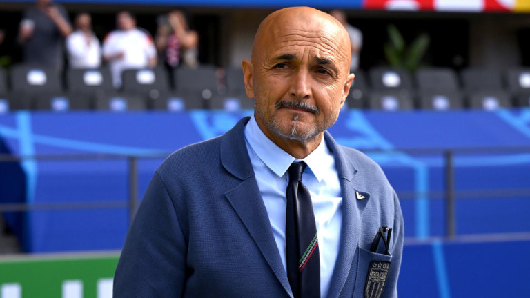 Селекционерът на Италия - Лучано Спалети ще продължи да води тима