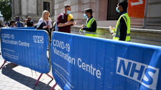Великобритания регистрира 28 612 новoзаразени с коронавирус към събота Това
