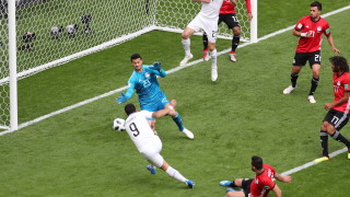 Вратарят на Египет е Играч на мача срещу Уругвай