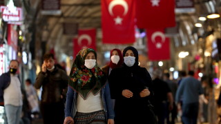Инфлацията в Турция докара населението до прага на бедността. Ердоган обещава овладяване на цените