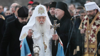 Напрежението между Украйна и Русия предизвиква религиозен разрив а