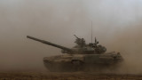  Русия показва нови оръжия на учения до границата с Афганистан 