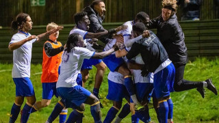 Предполагаемият бъдещ собственик на Левски Джоузеф Диксън е трудно