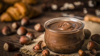Един от най популярните шоколадови продукти в света течният шоколад Nutella