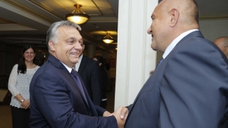 Опазването на европейските граници, бурята около кандидатурата на Бокова, прощалната реч на посланик Кабан...