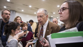 Търговското споразумение между САЩ и Европейския съюз трябва да обхваща