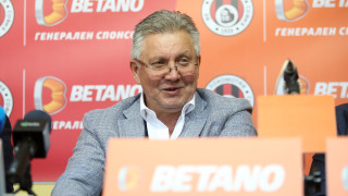 Собственикът на Локомотив София Иван Василев не скри разочарованието