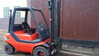 АП организира приватизацията на два клона на Балканкар