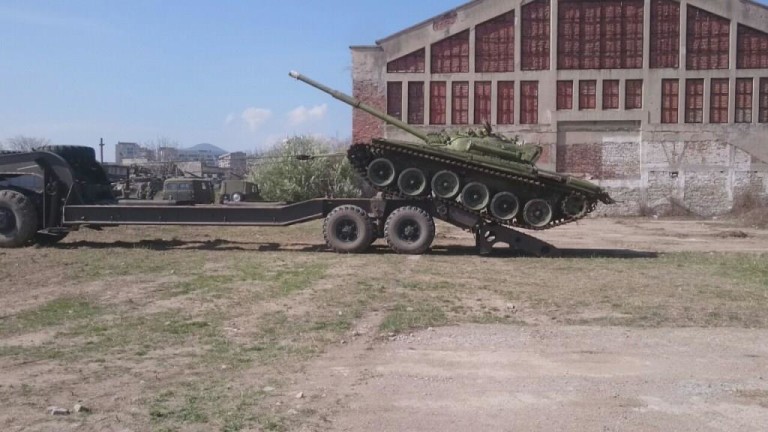 Възстановяват 10 танка Т-72 на Сухопътните войски в ТЕРЕМ-Хан Крум
