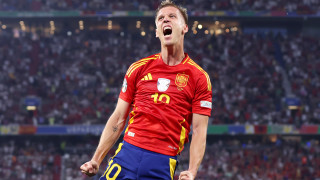 Испанският национал Дани Олмо отговори на любопитен въпрос преди финала