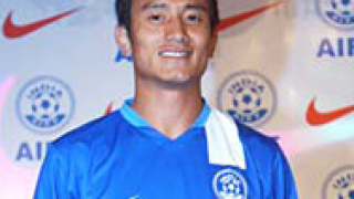 Индийски футболист отказа да носи олимпийския факел