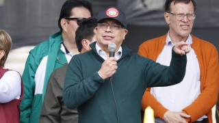 Президентът на Колумбия Густаво Петро поиска оставките на своите министри