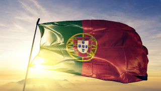 Десноцентристкото правителство на малцинството в Португалия одобри набор от по
