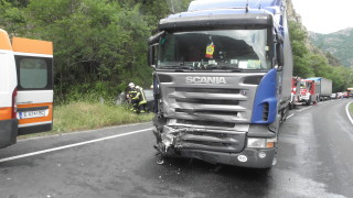 Катастрофи блокираха Прохода на Републиката и АМ "Люлин"