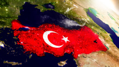 Потъна плаващ док в Турция, работниците са спасени