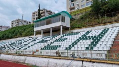 Нови седалки на стадиона на Вихрен (Сандански)