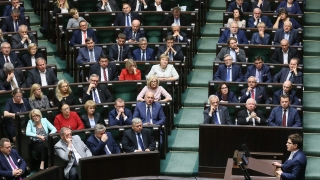 Полският парламент отхвърли спорен закон за абортите