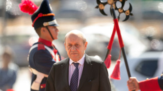 Президентът на Бразилия Жаир Болсонару отмени среща с френския външен