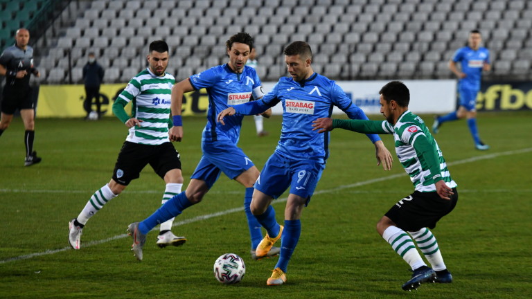 Черно море посреща Левски в последния кръг от efbet Лига.