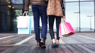 24 часа Черният петък блокира карти Близо 6 млн лв