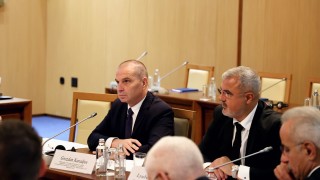 Инвестираме над 1 5 милиарда евро в модернизацията на жп маршрута