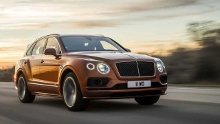 Bentley показа най-бързия SUV автомобил в света (Видео)