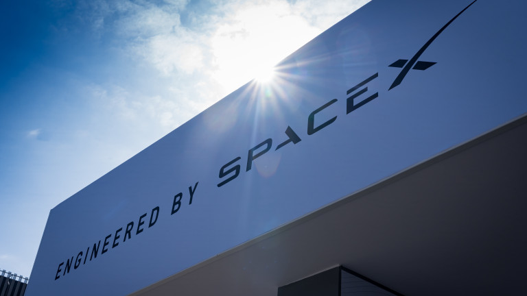 SpaceX готви до дни най-голямото IPO в историята с оценка до $1,75 трилиона