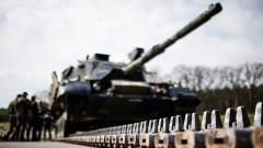 В Полша вече ремонтират танкове "Леопард" от Украйна