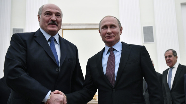 Руският президент Владимир Путин и неговият беларуски колега Александър Лукашенко