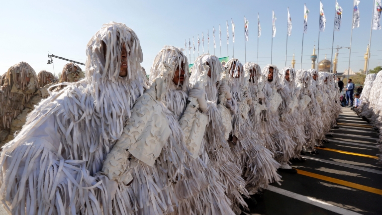 Иран предупредил US самолети да се махат от военни учения