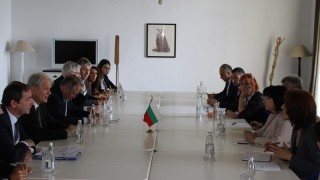 Министър Петкова представи процедурата за АЕЦ Белене пред потенциални инвеститори