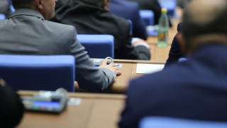 Депутатите се захванаха със закона за съсловните организации