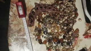 Арестуваха българин и молдовец за кражба на бижута от Златица