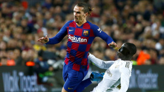 Нападателят на Барселона Антоан Гризман ще остане в клуба