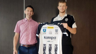 Бившият голмайстор на Локомотив София Светослав Диков подписа с полския