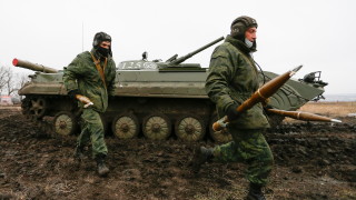 Петима чехи, воюващи в Източна Украйна, обвинени в тероризъм