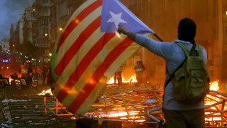 Най малко 89 души бяха ранени в петък в Каталуния по