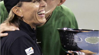 Навратилова реши спора с бившата си любовница срещу 2 млн. паунда