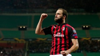 Гонсало Игуаин поднови тренировки със съотборниците си в Милан Аржентинската