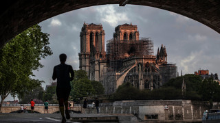 Франция с международен конкурс за архитекти за кулата на Нотр Дам