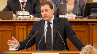 „Позорен край” на парламента и правителството, обяви БСП