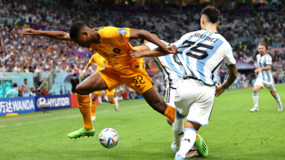 Аржентинският нападател Лаутаро Мартинес вкара победната дузпа с която Аржентина