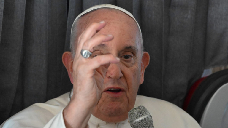 Папа Франциск каза в неделя, че Католическата църква е отворена