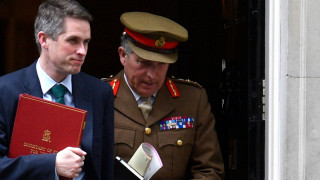 Началникът на щаба на отбраната Великобритания генерал Никълъс Картър предупреждава че Русия
