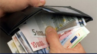 Въвеждаме еврото като паралелно платежно средство?
