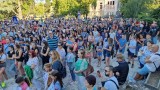 Нито една повече: Стотици протестират срещу насилието над жени в страната