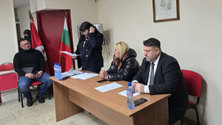 Спекулациите за краха на БСП на предстоящите избори са силно