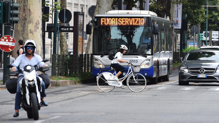 Стачка блокира транспорта в Италия