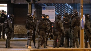Въоръжени са взели заложници в аптека в западния германски град